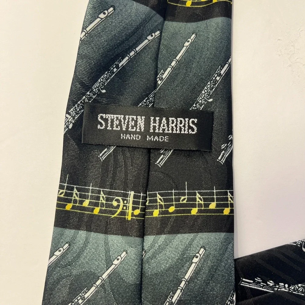 Steven Harris Hand Made Men's Necktie Black,Gold,Silver. Music Notes/Instrument.